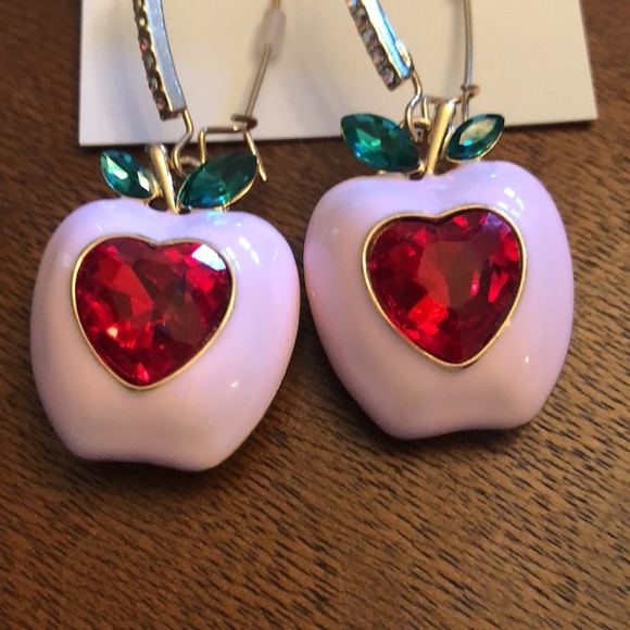 Authentic Betsy Johnson Pierced Earrings. New with tag. - Picture 11 of 12